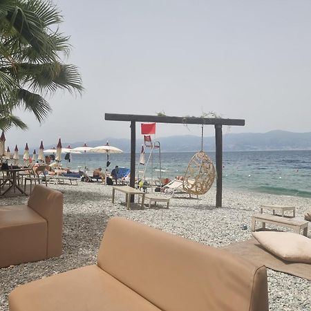 Loft Magna Grecia Reggio Calabria Centro Storico A 3 Minuti A Piedi Dal Mare Apartment Exterior foto