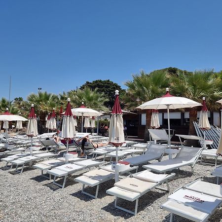 Loft Magna Grecia Reggio Calabria Centro Storico A 3 Minuti A Piedi Dal Mare Apartment Exterior foto
