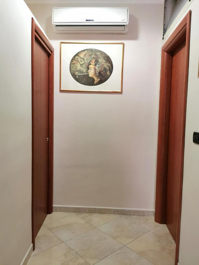 Loft Magna Grecia Reggio Calabria Centro Storico A 3 Minuti A Piedi Dal Mare Apartment Exterior foto